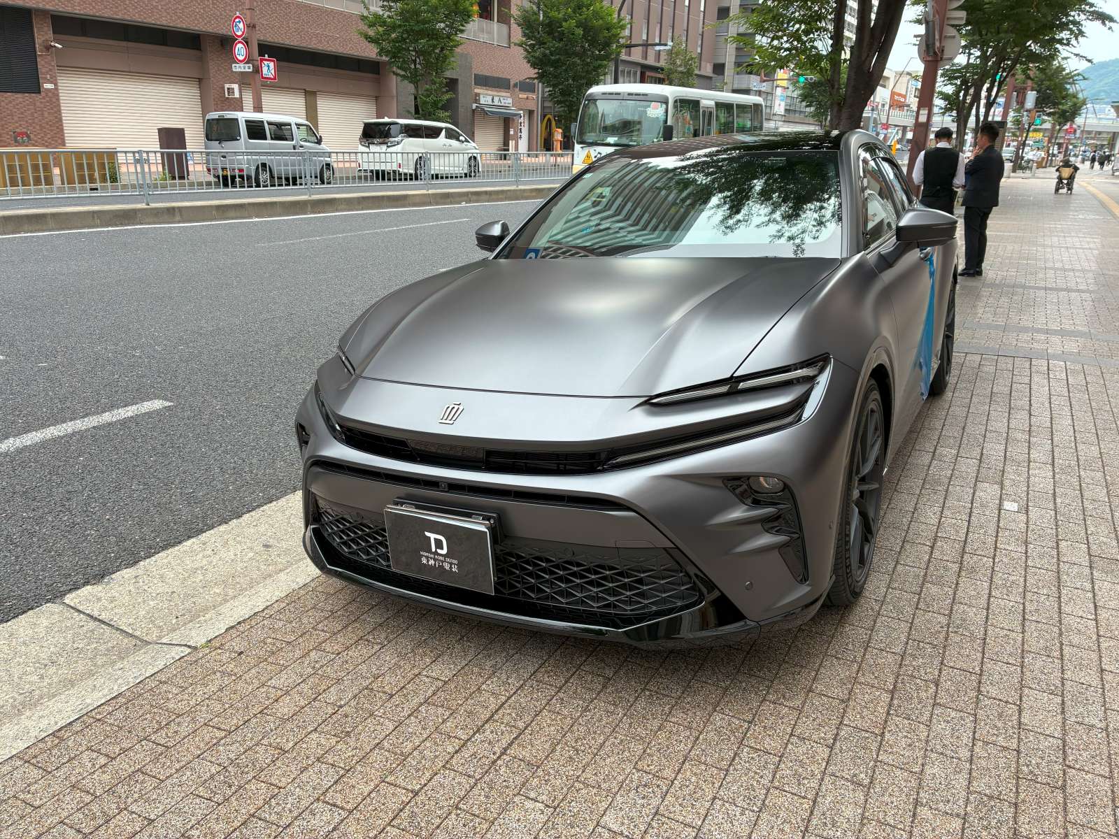 トヨタ　クラウン　セキュリティ取付させていただきました。