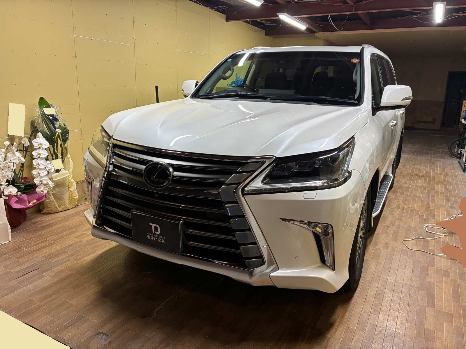 レクサス　ＬＸ　カーセキュリティ取付　パンテーラの取り付けをさせていただきました。