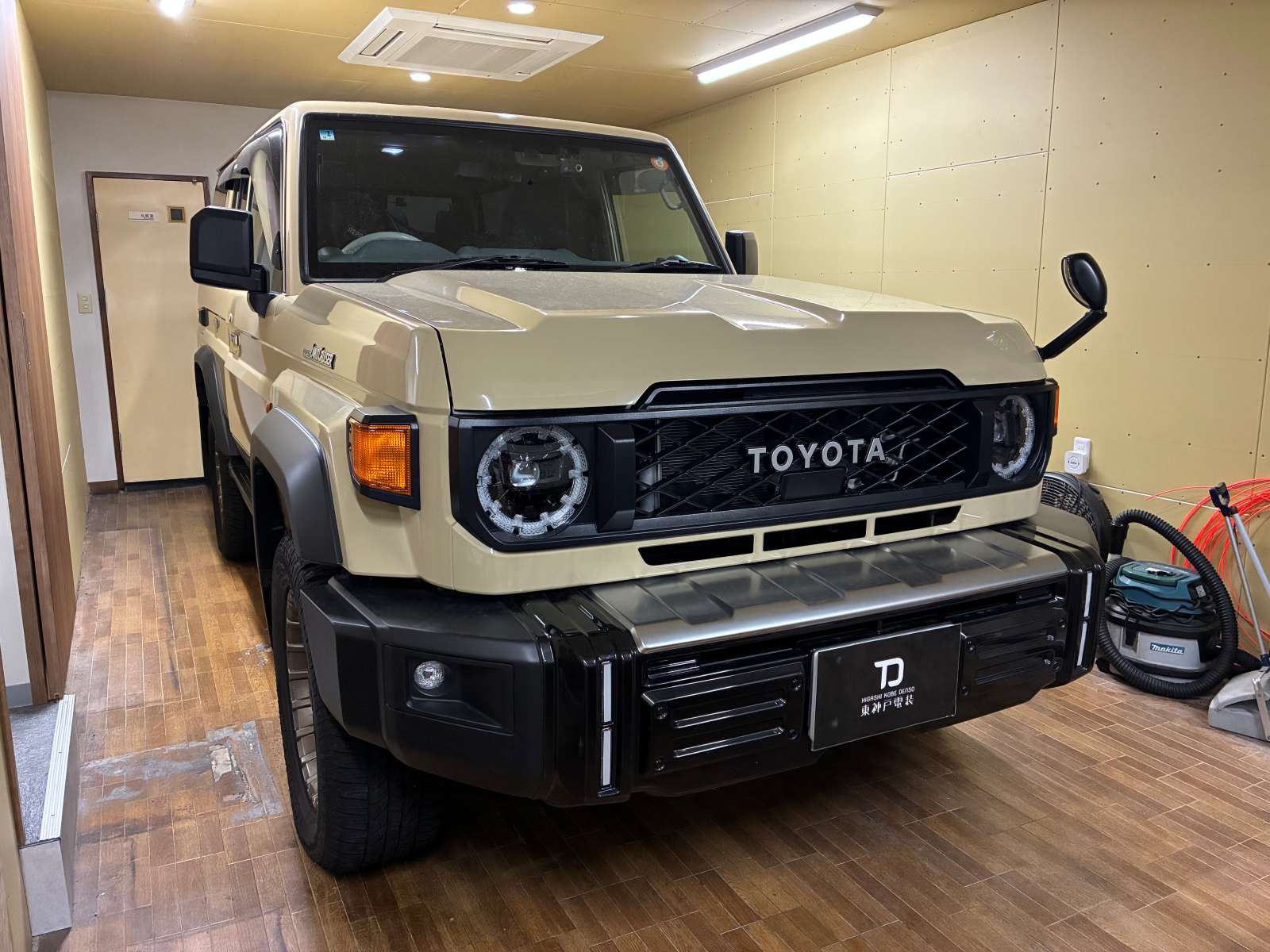TOYOTA LAND CRUISER70 カーセキュリティ 施工させていただきました。