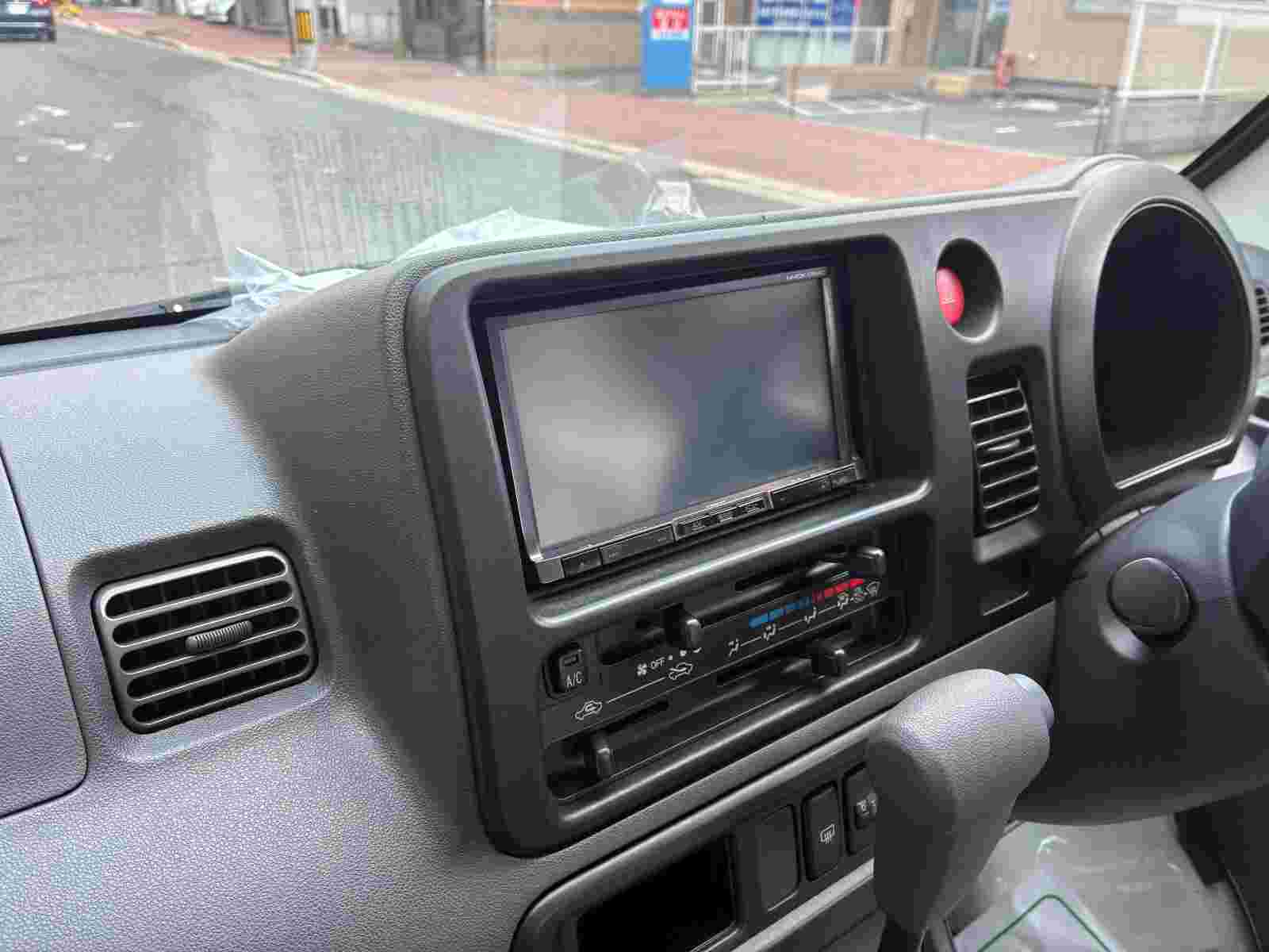 DAIHATSU HIJET その他電装系取付ご依頼いただきました。