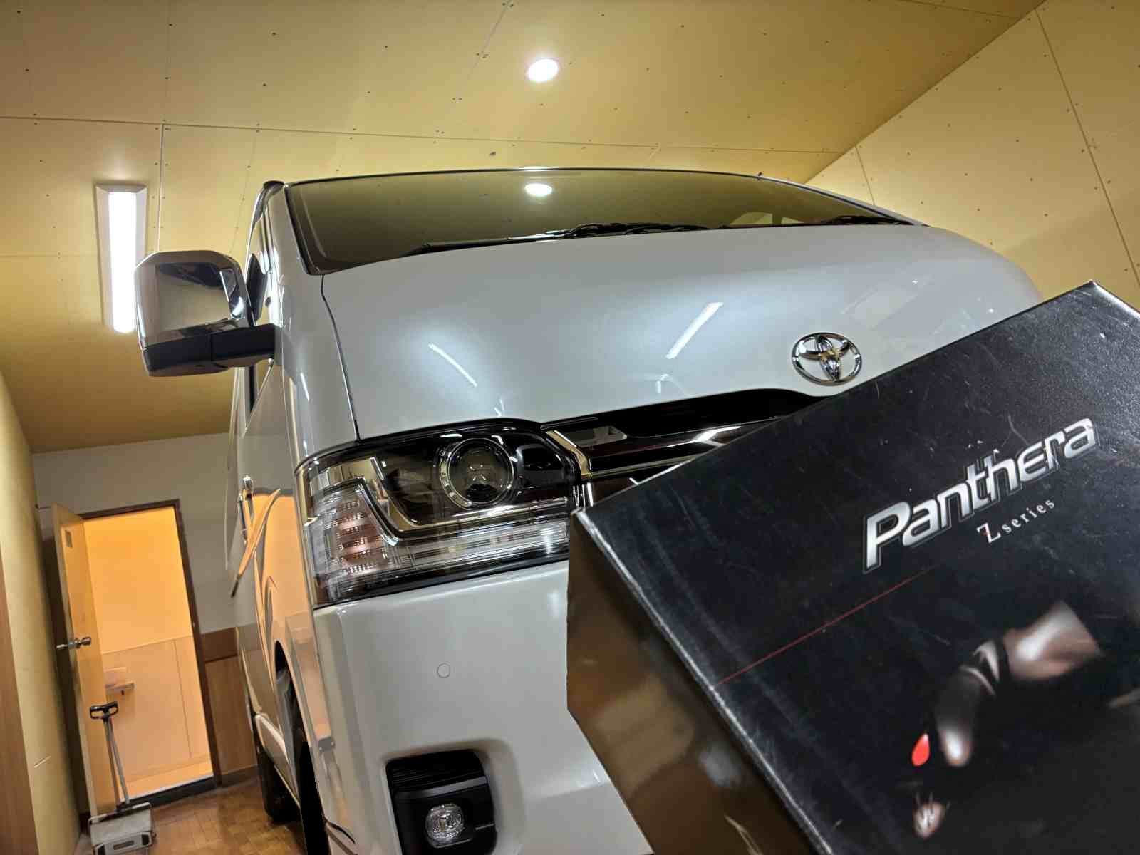 TOYOTA HIACE カーセキュリティ Panthera 施工ご依頼いただきました。
